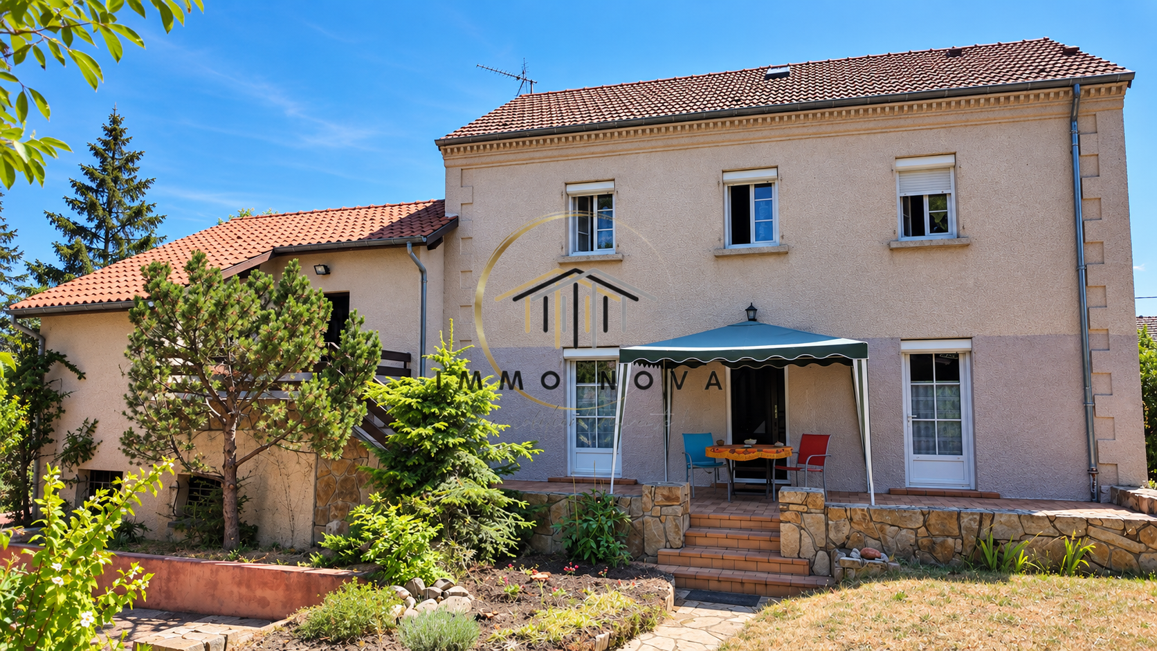 Maison à vendre à Brassac les mines, 170 m², 7 pièces – photo 1 sur 20